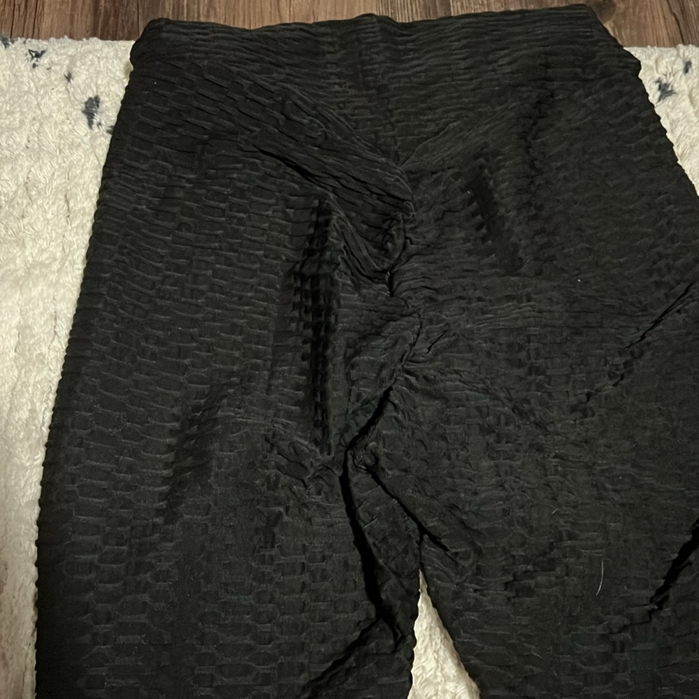 Size M, black Amazon leggings - Picture 2 of 3